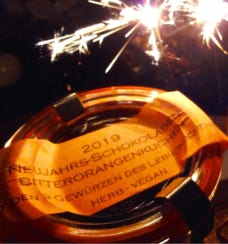 Vegane Streuselkuchen im Glas von der Biokuchenfee